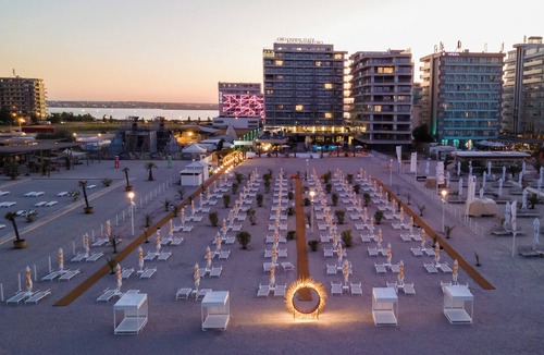 Constanta Hotel | Crowne Plaza Constanta Mamaia Beach by IHG