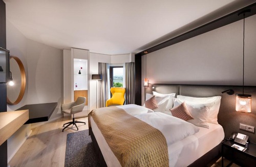 Hammfeld Hotel | Crowne Plaza Düsseldorf - Neuss by IHG