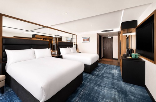 Seer Green Hotel | Crowne Plaza Gerrards Cross by IHG