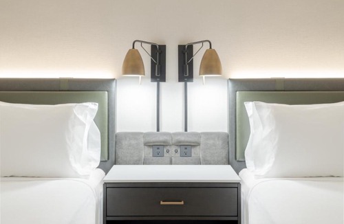Wholesale District Hotel | Crowne Plaza Indianapolis-Dwtn-Union Stn by IHG