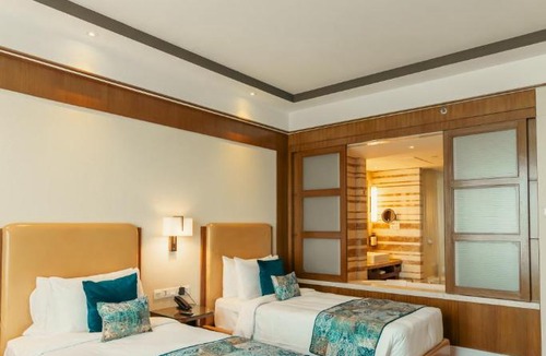 Okhla Phase I Hotel | Crowne Plaza New Delhi Okhla by IHG
