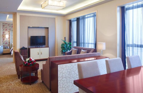 Fangcheng Hotel | Crowne Plaza Xiangyang by IHG