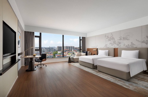 Xiangcheng Hotel | Crowne Plaza Xiangyang Fuchun Lakeside by IHG