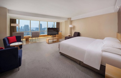 Zhuhai Jida Hotel | Crowne Plaza Zhuhai City Center by IHG