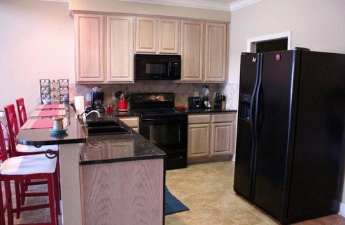 Dadeville Condo | Crowne Pointe Luxury Penthouse. Book 4 nights get 2 nights free.