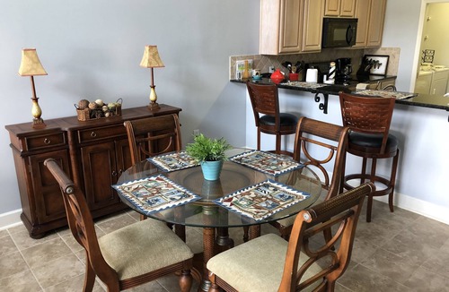 Dadeville Condo | Crowne Pointe Luxury Penthouse. Book 4 nights get 2 nights free.