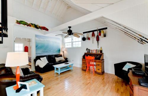 Holmes Beach House | Crows Nest Spinnakers Cottages - 202 - 56th 2