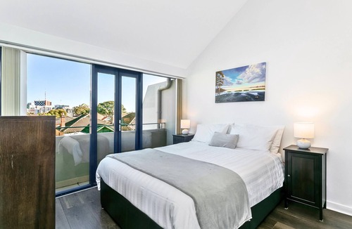 Naremburn Apartment | Crows Nest - WILL1 - Willoughby Road - Sunny 2BR Split-Level with Terrace Parking Near Crows Nest Village