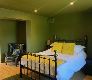 Louth Hotel | Crowtree Lodge