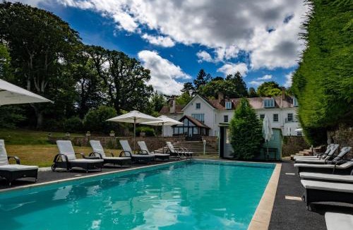 Rodhuish Hotel | Croydon Hall