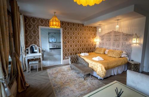 Rodhuish Hotel | Croydon Hall