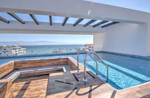 La Cruz de Huanacaxtle Apartment | Cruz del Mar - Panoramic Rooftop Pool Views Near Marina
