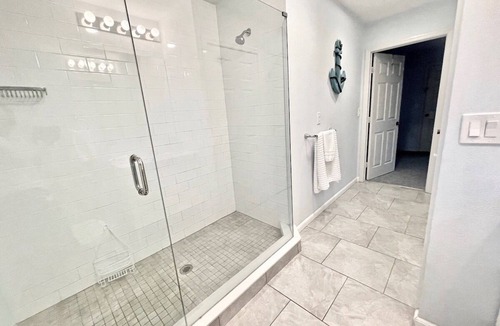 Crystal Beach House | Crystal Beach Pool Home