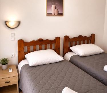 Psathi Apartment | Crystal Kimolos