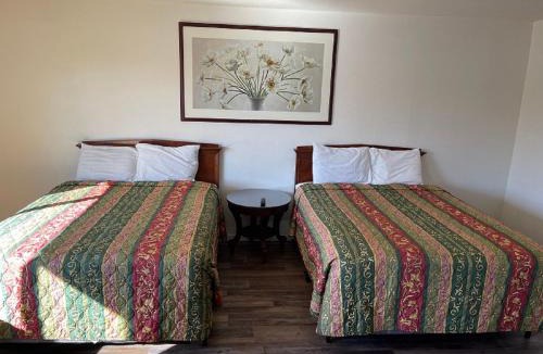 Red Bluff Hotel | Crystal Motel