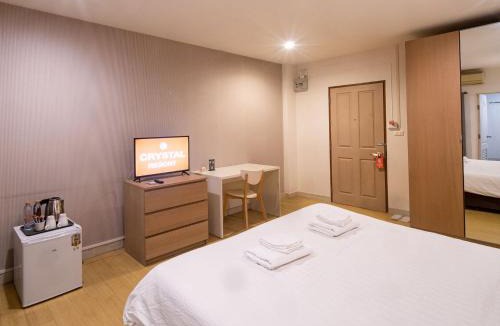 Nai Mueang Hotel | Crystal Resort Korat