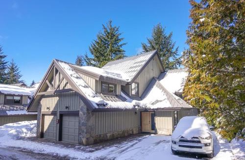 Upper Village Apartment | Crystal Ridge by Whistler Retreats