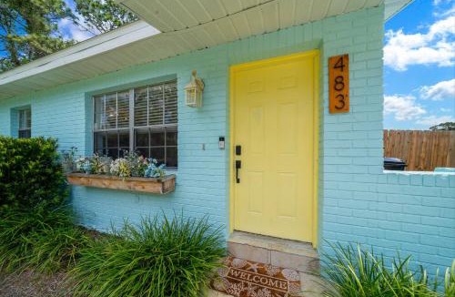Crystal River House | Crystal River Home - Near Scalloping - Pet-Friendly - Patio & Charcoal Grill