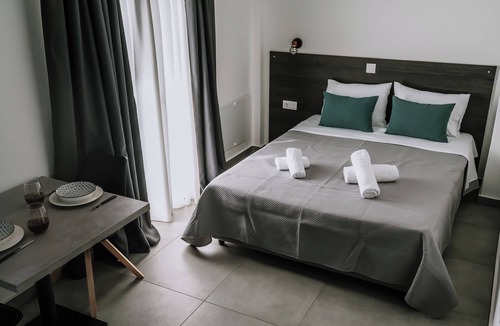 Ierissos Hotel | Crystal Studios