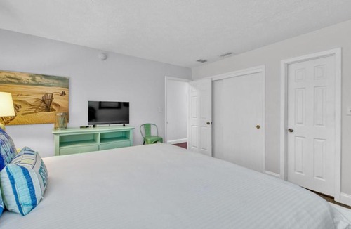 Crystal Beach House | Crystal Villas 12B - Updated 2 Bedroom with Loft Beach Front Condo In the Heart of Destin