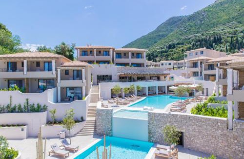 Nikiana Hotel | Crystal Waters