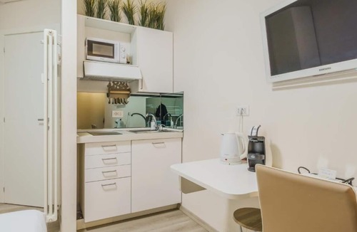 Brusuglio Apartment | Crystel Apartment - 15 min da Milano