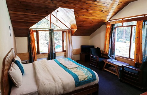 New Manali Hotel | CS Shhandella Hotel