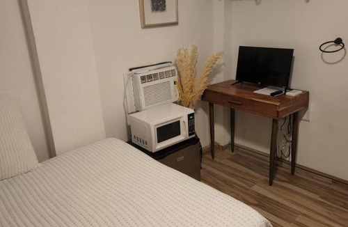 Llanos Tuna House | Cuarto con entrada privada y piscina privada