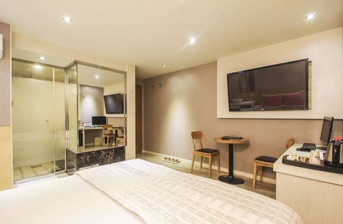 Pusanjin-gu Hotel | Cube Hotel