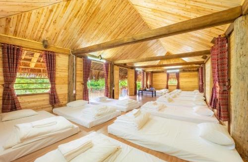 Nho Quan Resort | Cuc Phuong Stilt Houses
