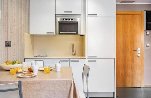 Cangas de Onis Apartment | Cueto 1 Bedroom Spa Apartment for 2 Adults and 1 Child in Cangas de Onís