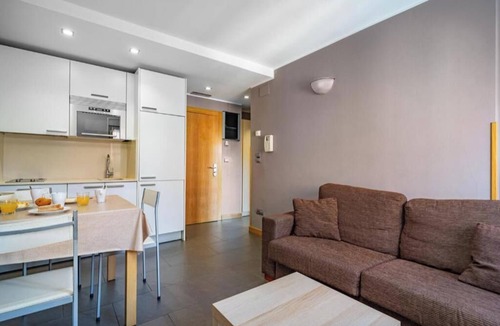 Cangas de Onis Apartment | Cueto 1 Bedroom Spa Apartment for 2 Adults and 1 Child in Cangas de Onís