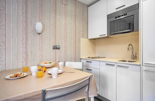 Cangas de Onis Apartment | Cueto Spa 1 Bedroom Apartment for 2 Adults and 1 Child in Cangas de Onís