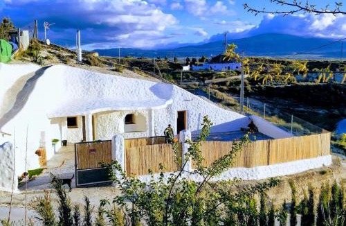 Baza Villa | Cueva OTTO Privada
