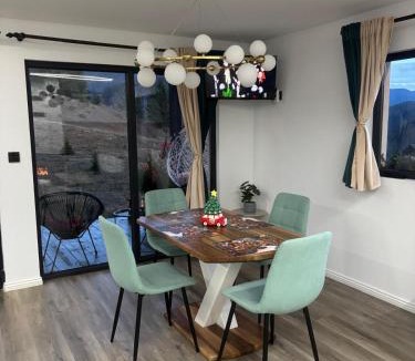 Colibita Villa | Cuibul lui Răzvan - Domeniul Barabuc Colibița
