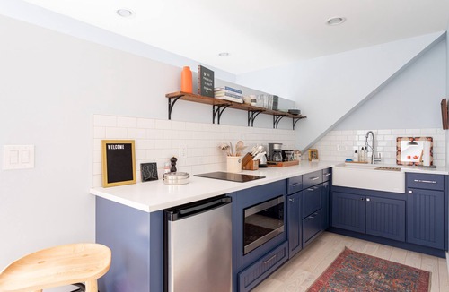 Town of Marbletown Apartment | Cultivate Quietude: Beautiful views, Modern design
