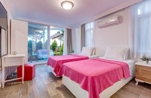 Mithatpasa Hotel | Cunda Nefes Hotel