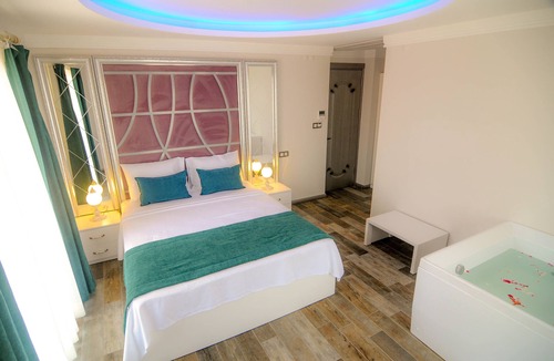 Mithatpasa Hotel | Cunda Rota Hotel