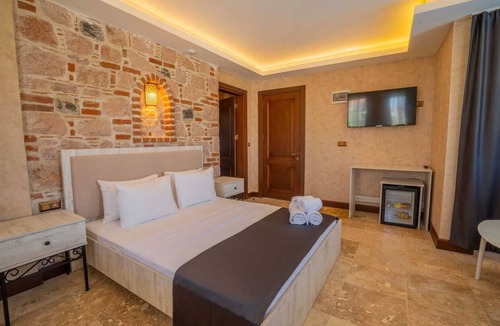 Mithatpasa Bed & Breakfast | Cunda Tasci Otel