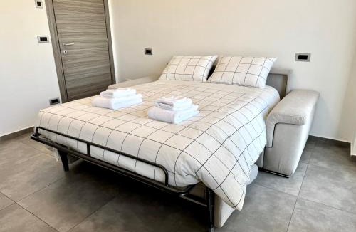 Cuneo Apartment | Cuneo Centro-Moderno Bilocale con vista panoramica