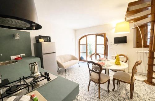 Casale Marittimo Apartment | Cuor di Castello by Zoom In Earth