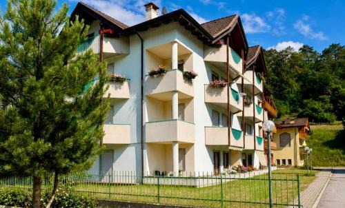 Ponte Arche Apartment | Cuore di Comano