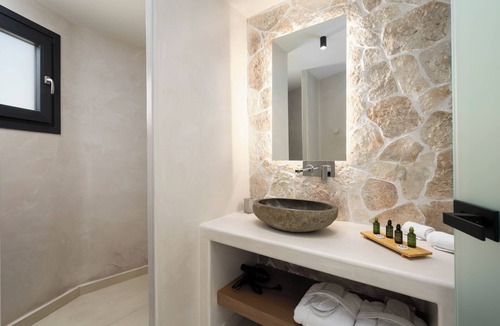 Fira Hotel | CUORE SANTO SUITES