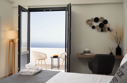 Fira Hotel | CUORE SANTO SUITES