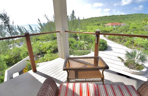 Governor's Harbour House | Cupid's Way by Eleuthera Vacation Rentals