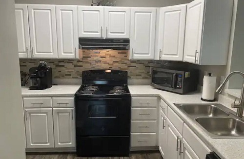 Sylvan Hills Apartment | Currently Unavailable-Minutes from Atlanta's Best Venues, Shopping & Attractions