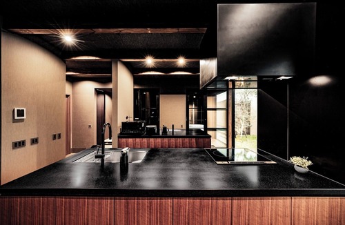 Karatsu House | Curtainless open space BLUE BLACK A luxurious /Karatsu Saga