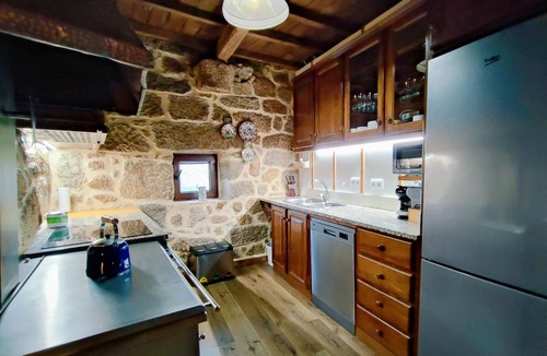 Melgaco Cottage | Curveirinha | Country House| Jacuzzi | National Park Peneda-Gerês