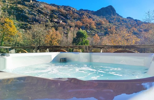 Melgaco Cottage | Curveirinha | Country House| Jacuzzi | National Park Peneda-Gerês