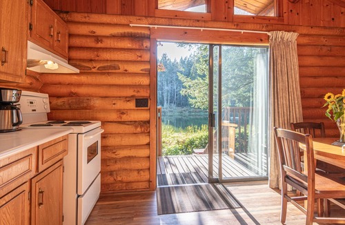 Salt Spring Island Cabin | Cusheon Lake Resort